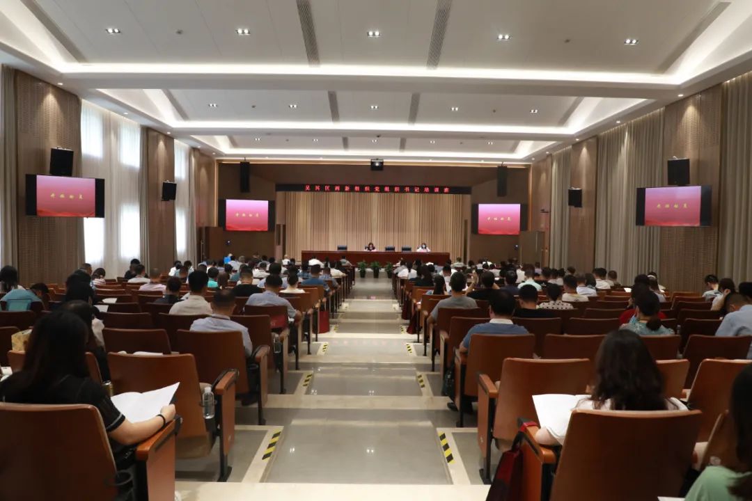 1629886269452932.jpg 0.jpg